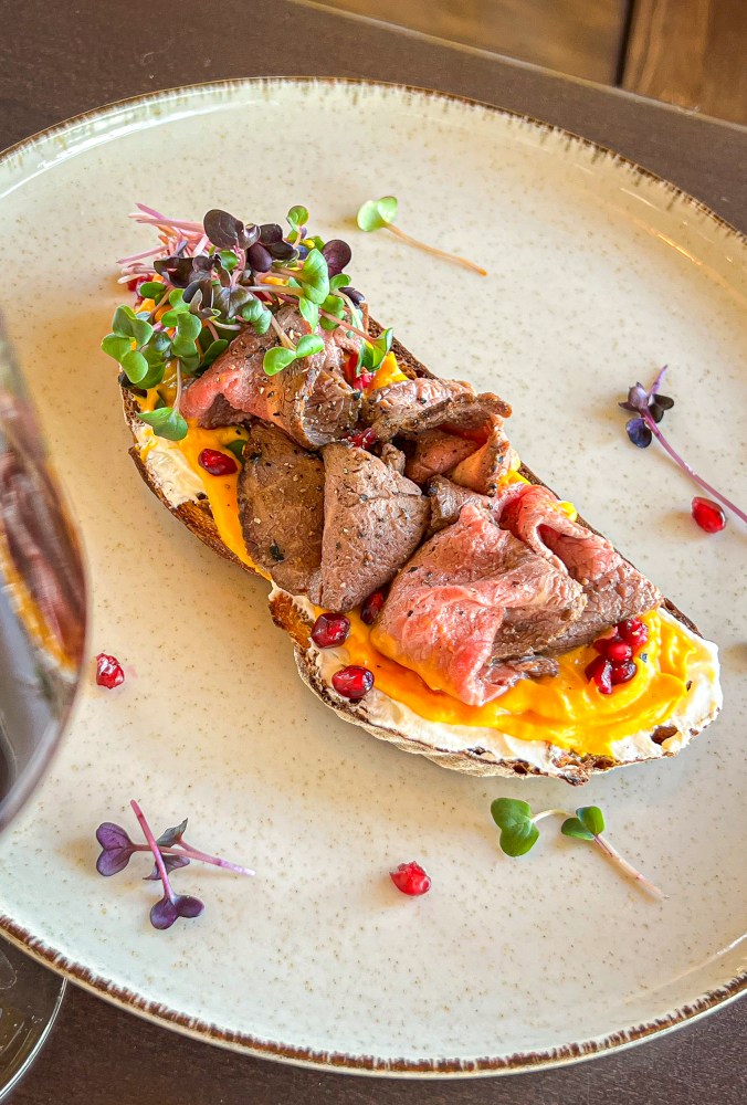 Tartine s roastbeefem Ollies